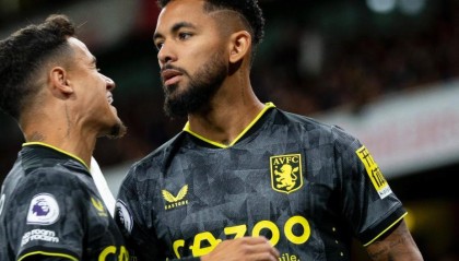 hth-莫雷托：维拉正尝试签回道格拉斯-路易斯，目前谈判进展顺利